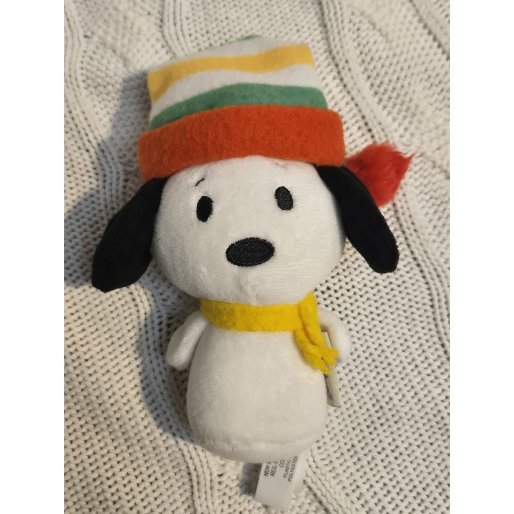 Itty Bitty Holiday Hat Snoopy Hallmark Plush New With Tags Holiday